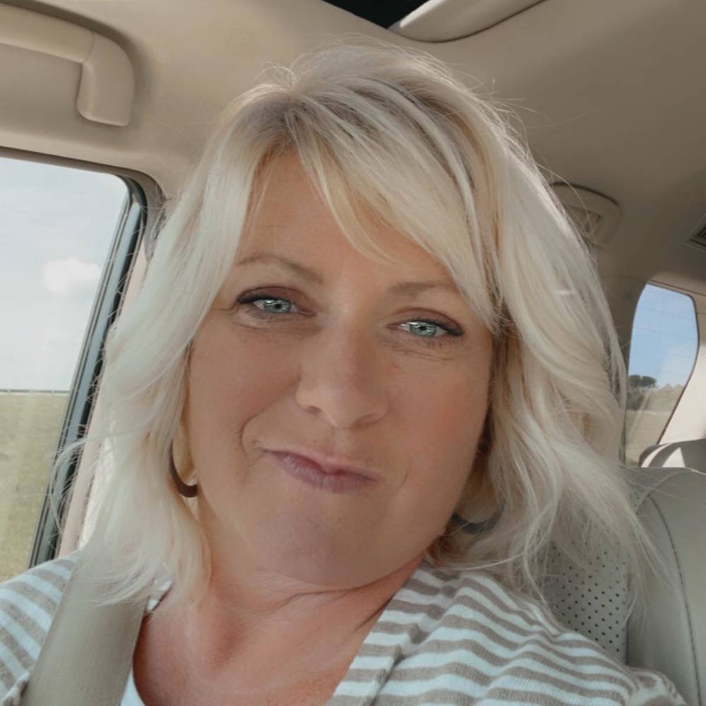 Meet your Posher, Miriam